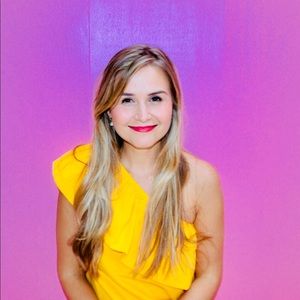 Meet your Posher, Julia